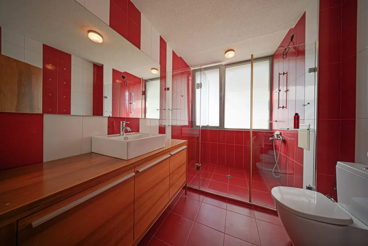 Luxurious penthouse with stunning views in Krastova Vada for sale