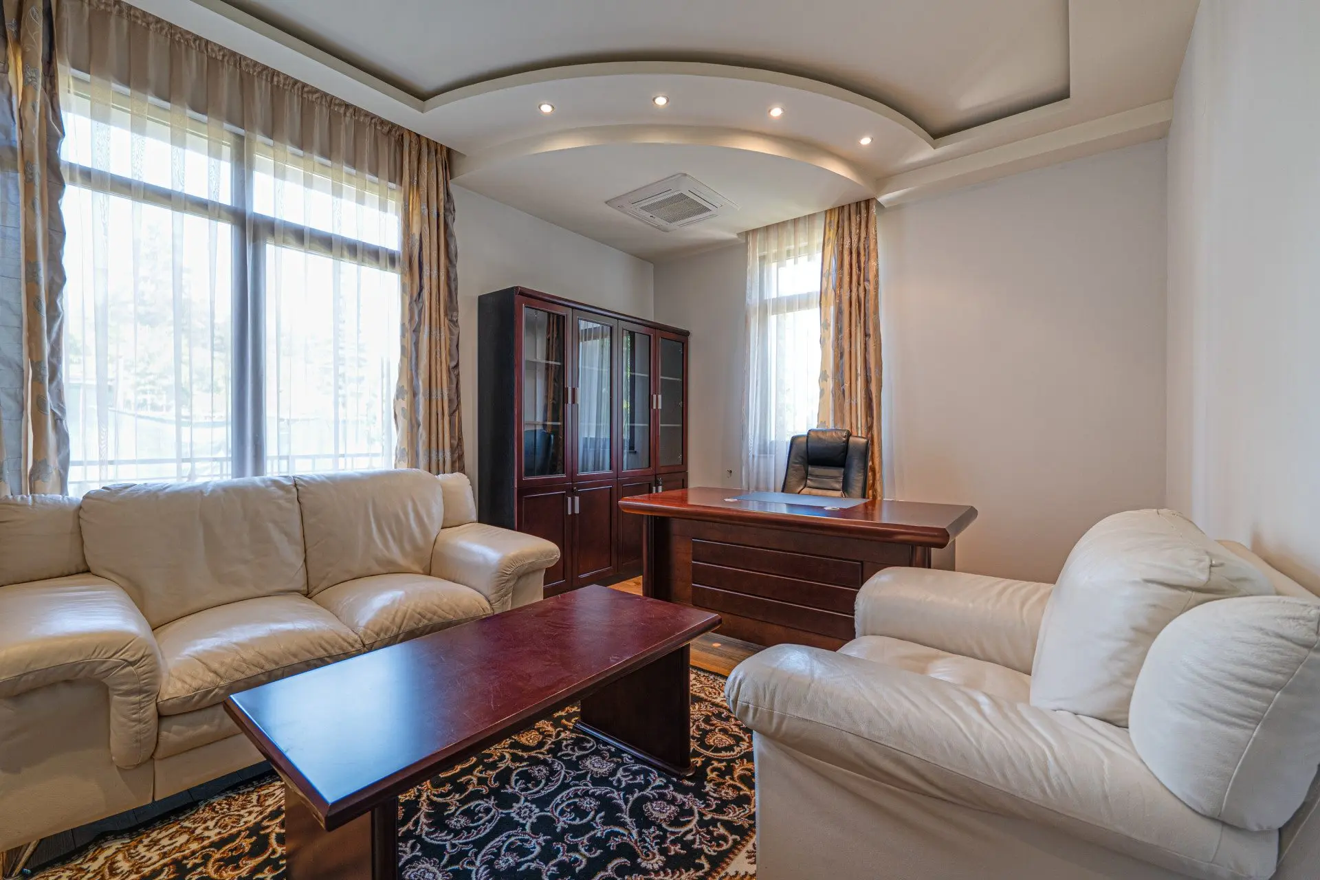 a6964ce42723e36df915967138bfedef A house with a great location in Boyana district for sale