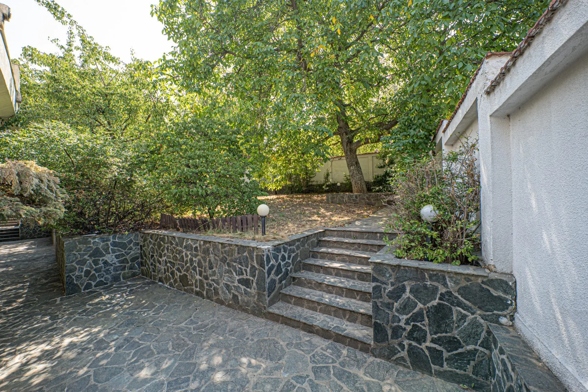 Family house with panoramic views, 1000 sq m yard, swimming pool and spa area in Simeonovo for sale