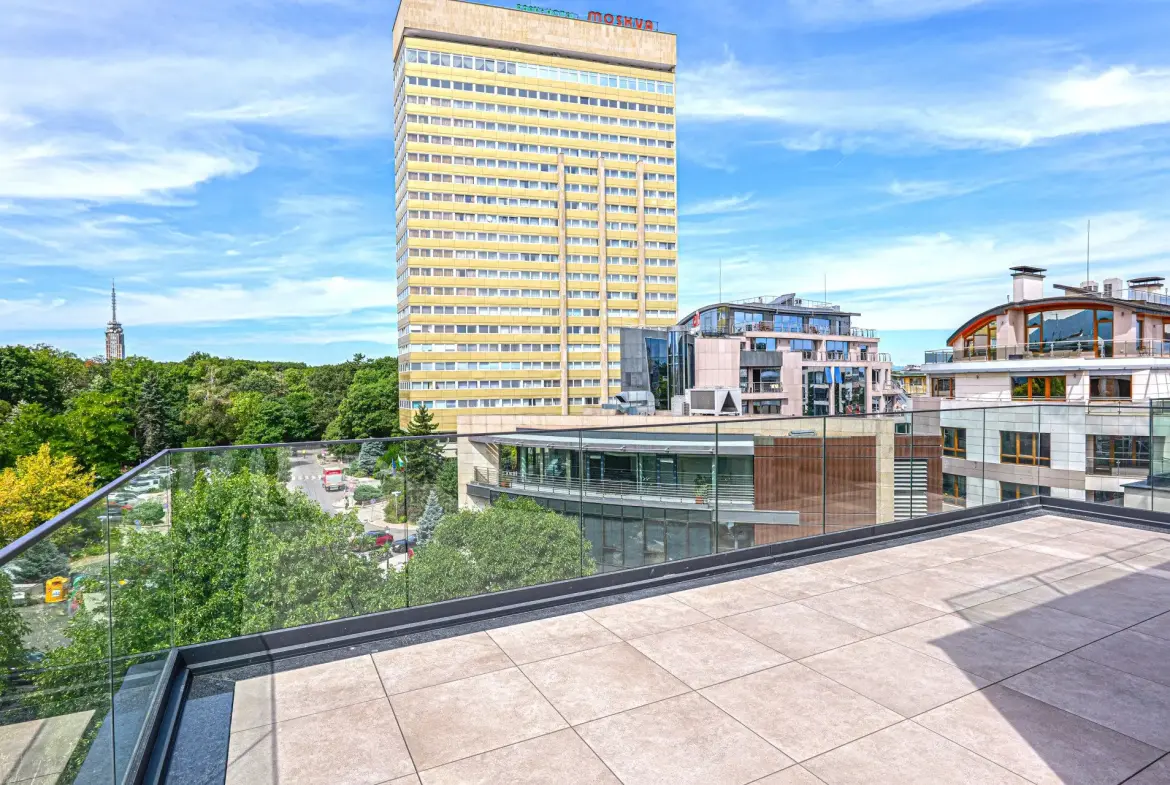 Premium penthouse with unparalleled panorama, space and views in an unparalleled boutique building in Iztok district