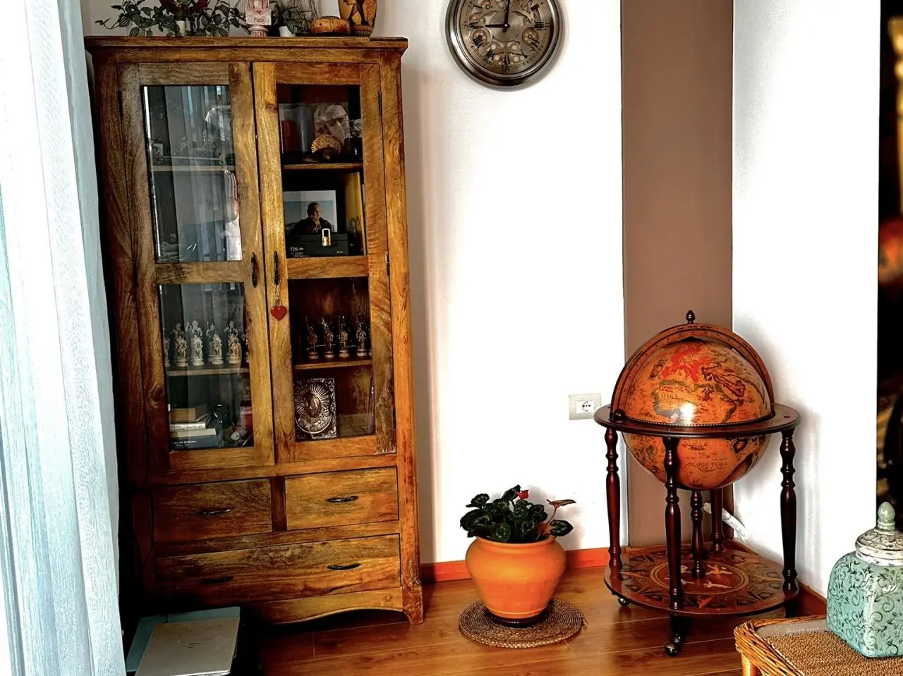 WONDERFUL PENTHOUSE FOR SALE IN SARANDA