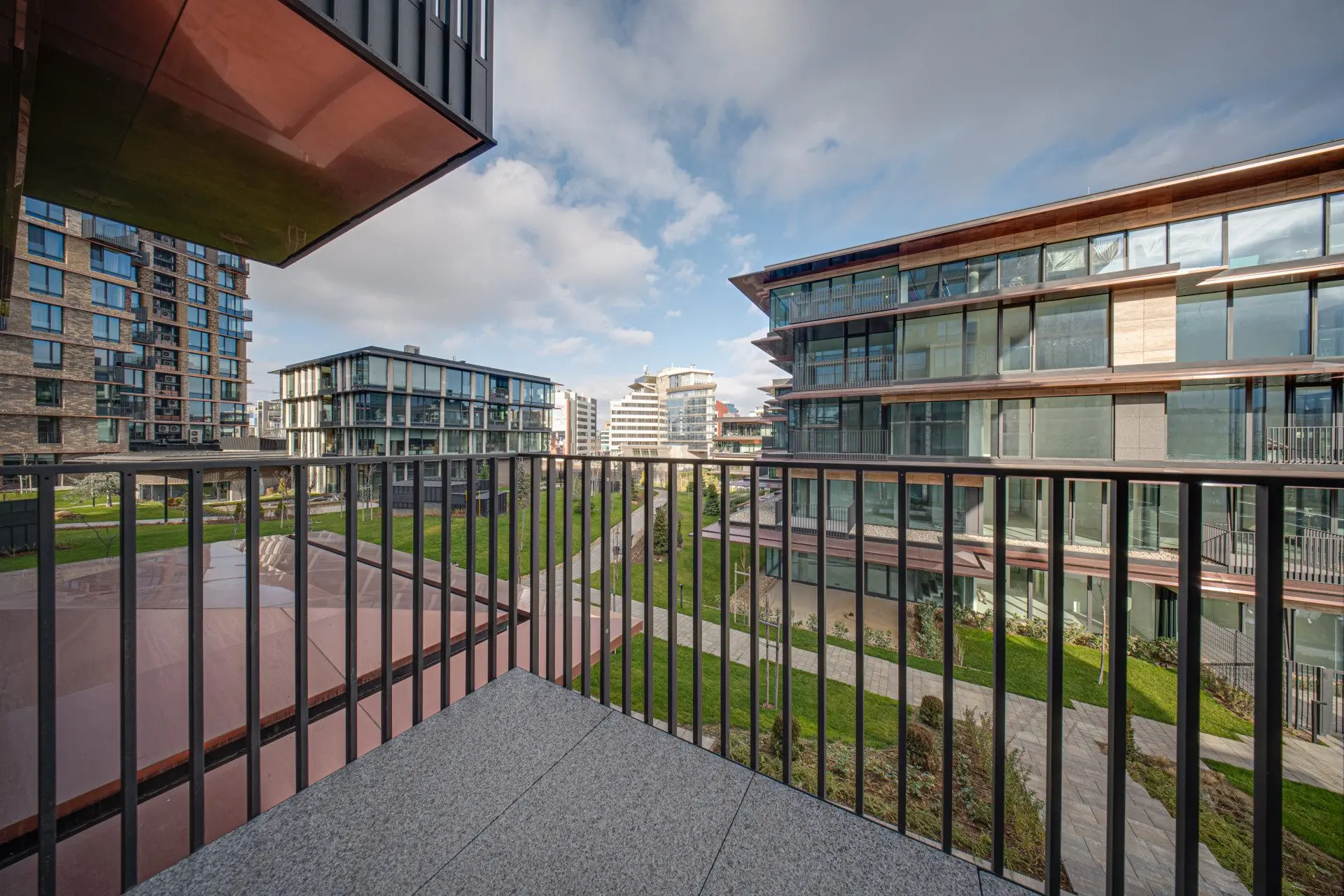 a90c23297f4111212445005275ce205e Luxurious two-bedroom apartment in an iconic, innovative building Kosher