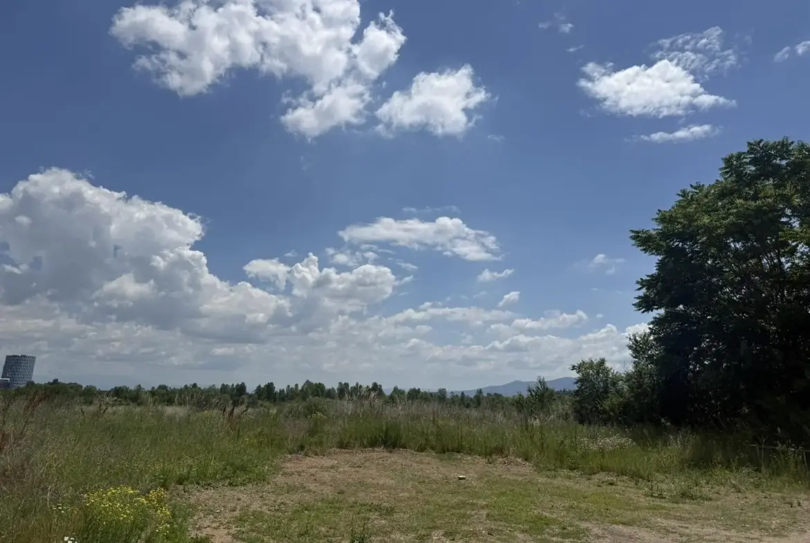 Plot of land in close proximity to the 18th metro station in the Mladost 3 residential area