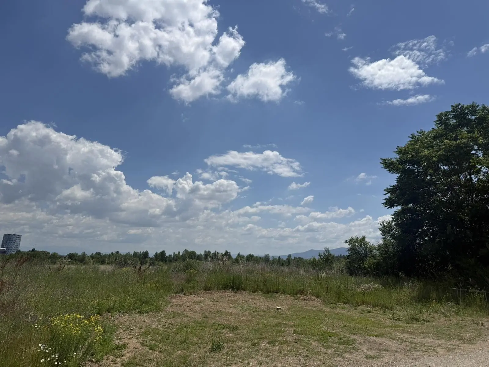 Plot of land in close proximity to the 18th metro station in the Mladost 3 residential area
