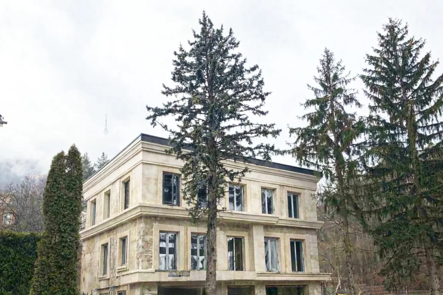 Luxury house with a central location in Boyana
