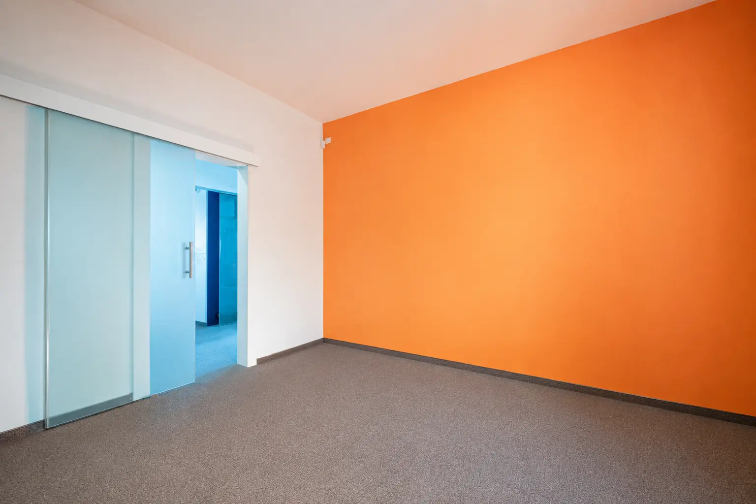 Two-bedroom apartment on the ground floor in the Center of Sofia for sale