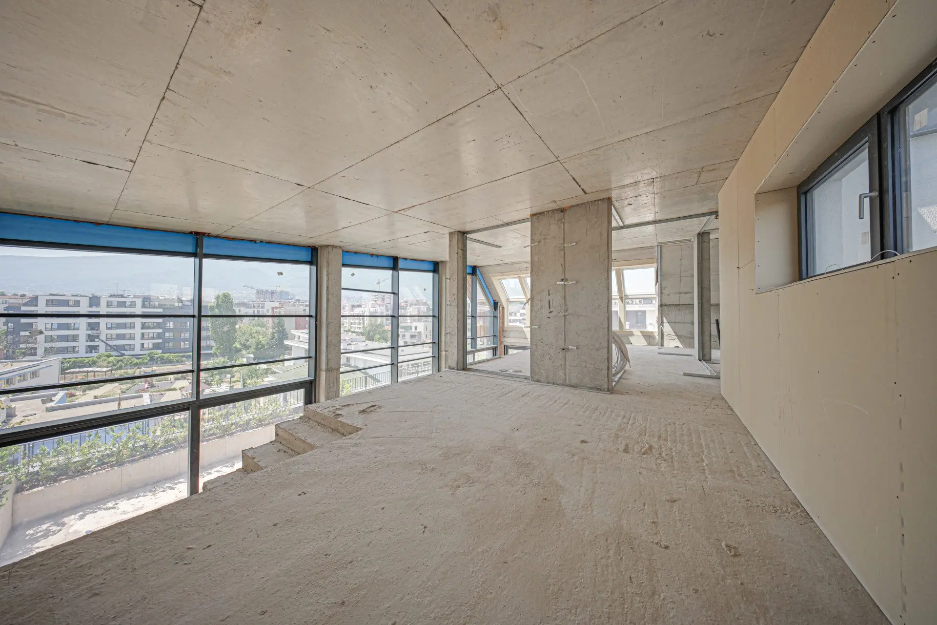 A detached penthouse with a homely feel