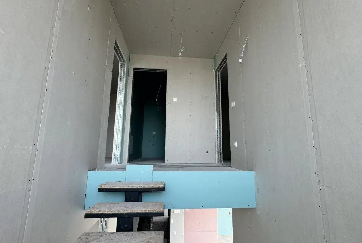 Maisonette in a luxury complex near a park for sale