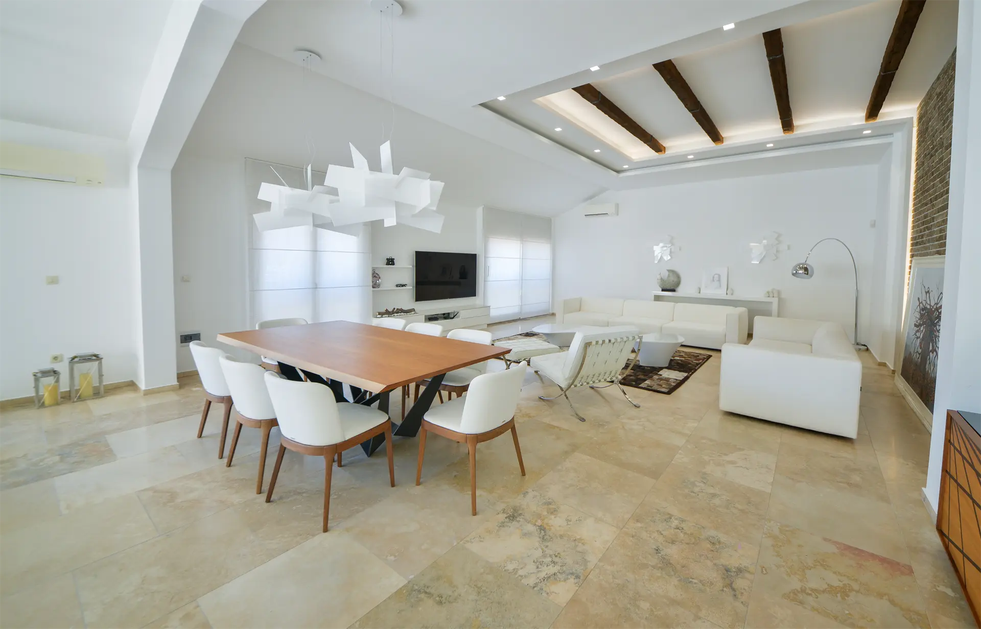 Modern three-bedroom apartment