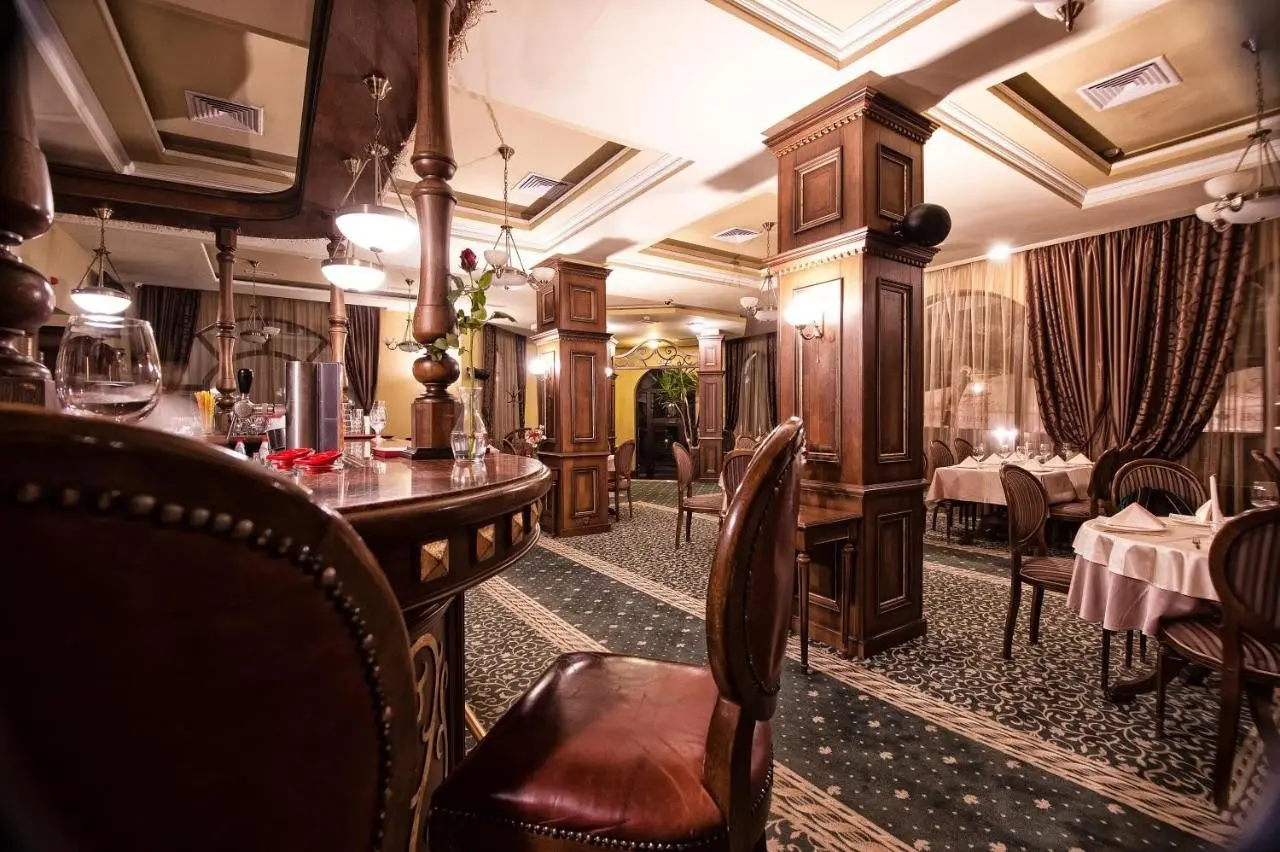 Hotel with restaurant in Hisarya for sale