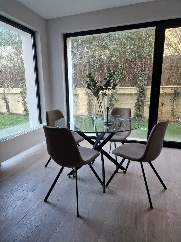 Apartment for sale 4 rooms residential compound with swimming pool, next to the forest, fully furnished