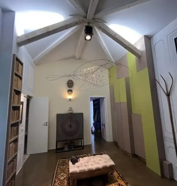 Apartment for sale 5 rooms Otopeni, Bucharest 374 sqm