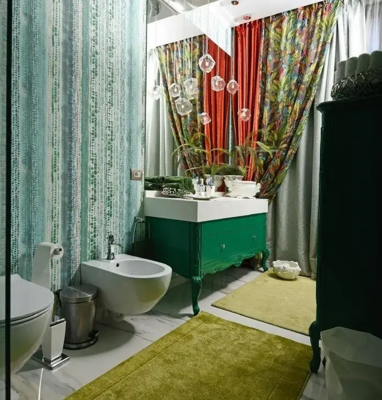 Apartment full of charm and color for sale on the Black Sea shore – Mamaia, Constanța County