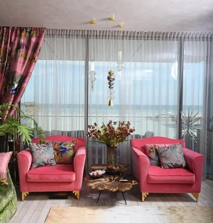 Apartment full of charm and color for sale on the Black Sea shore – Mamaia, Constanța County