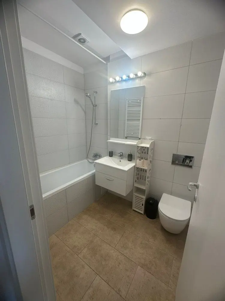 apartament-cu-terasa-de-vanzare-2-camere-zona-padurea-baneasa-bucuresti-rgt41621-7-1 Apartment with Terrace for sale – 2 Rooms – Băneasa Forest Area, Bucharest