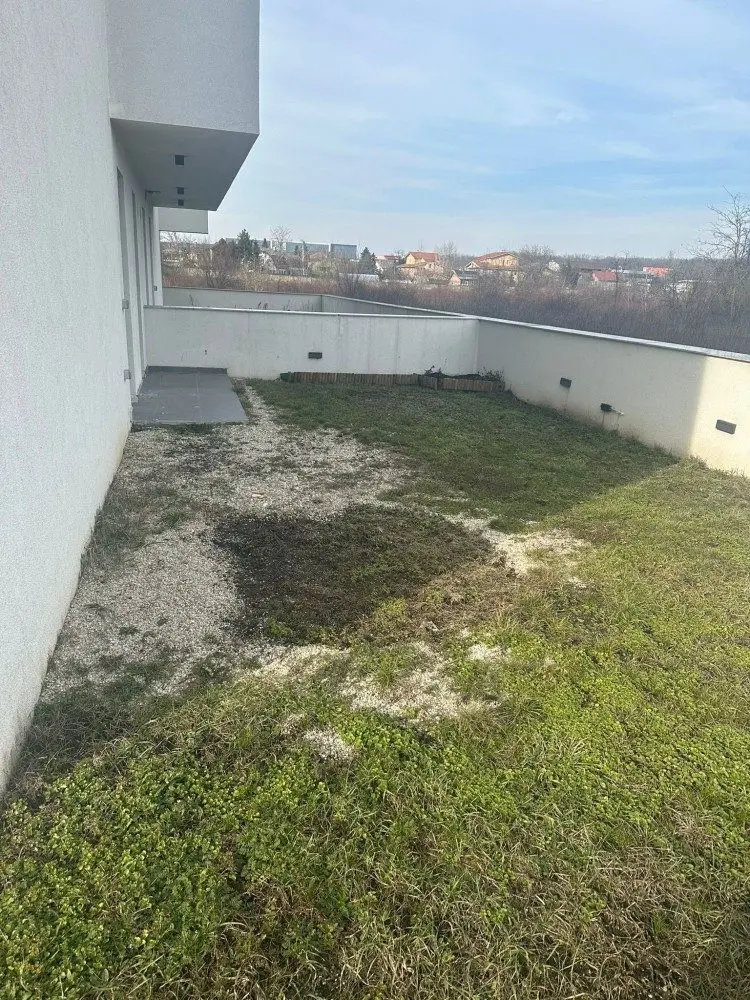 Apartment with Terrace and Garden for Sale – 2 Rooms – Băneasa Forest Area, Bucharest