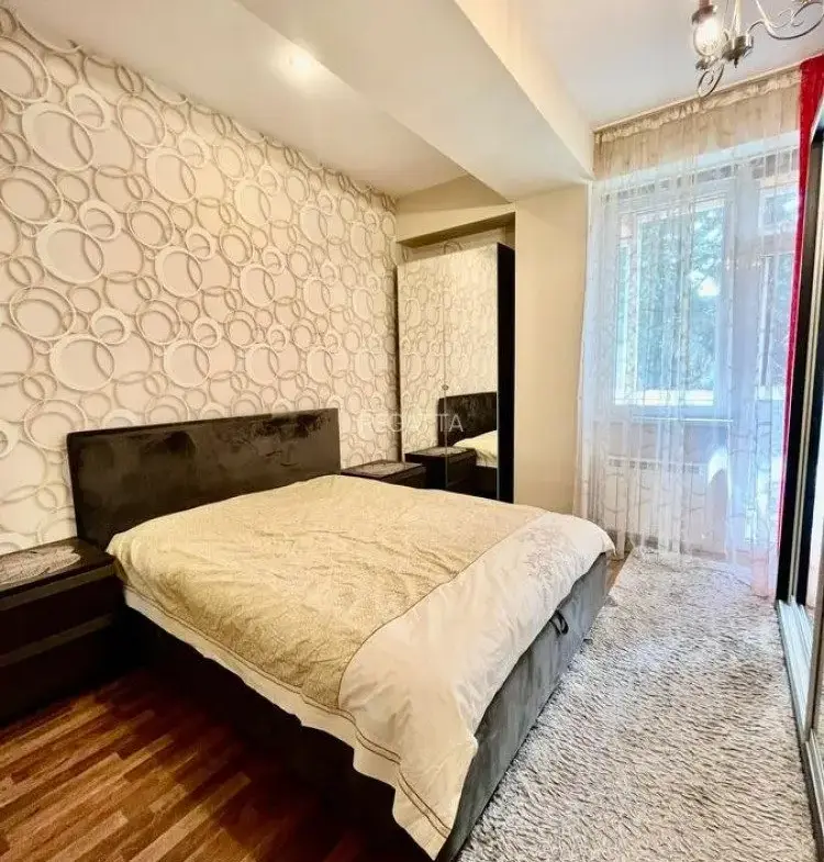 Apartment for sale 3 rooms iancu Nicolae area, Bucharest 85 sqm