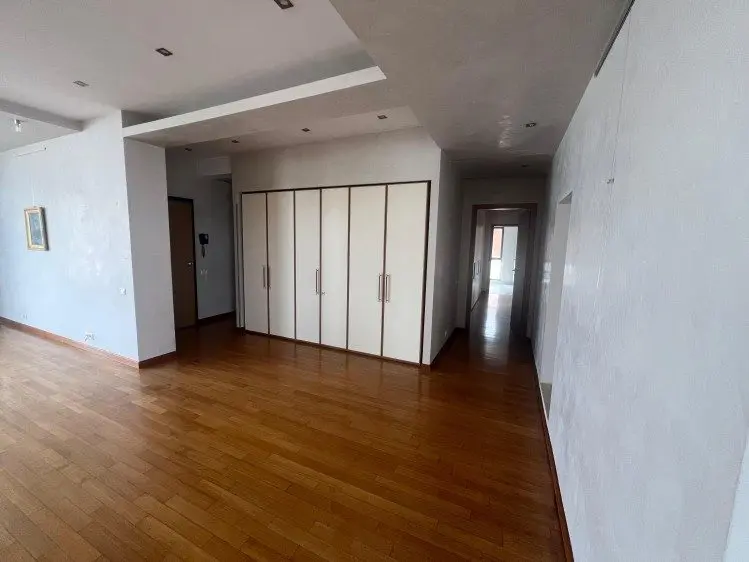 4 room apartment for sale elegant residential compound Dorobanti – Capiatel area, Bucharest