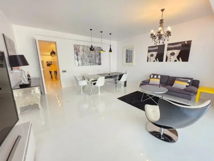 Apartment for sale 4 rooms Primaverii area, Bucharest 131.24 sqm