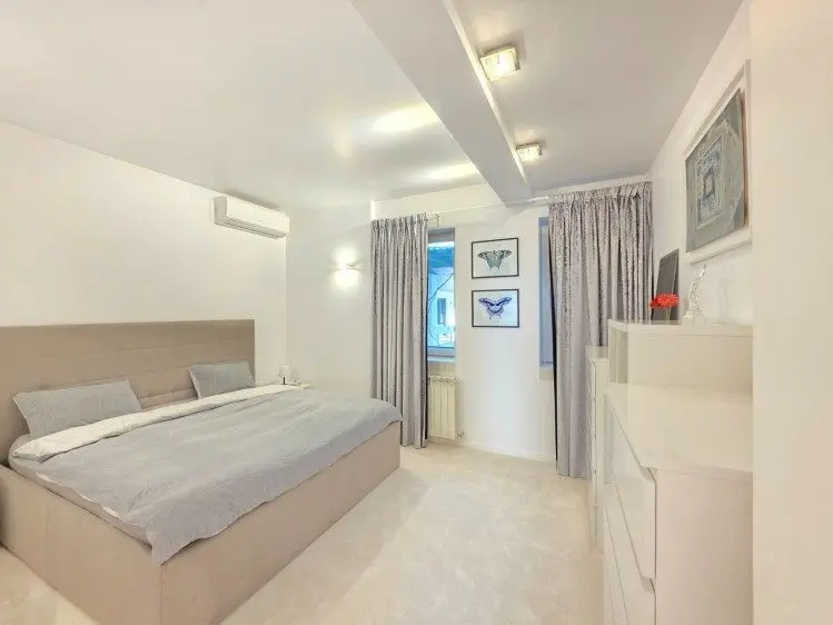 Apartment for sale 4 rooms Primaverii area, Bucharest 131.24 sqm