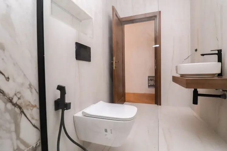 Apartment for sale 2 rooms, Sinaia area, Prahova county 86.7 sqm