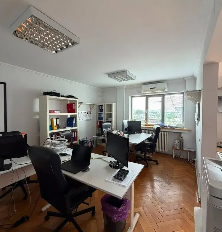 3 room apartment for sale Calea Victoriei area, Bucharest 93 sqm