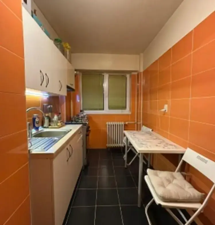 3 room apartment for sale Calea Victoriei area, Bucharest