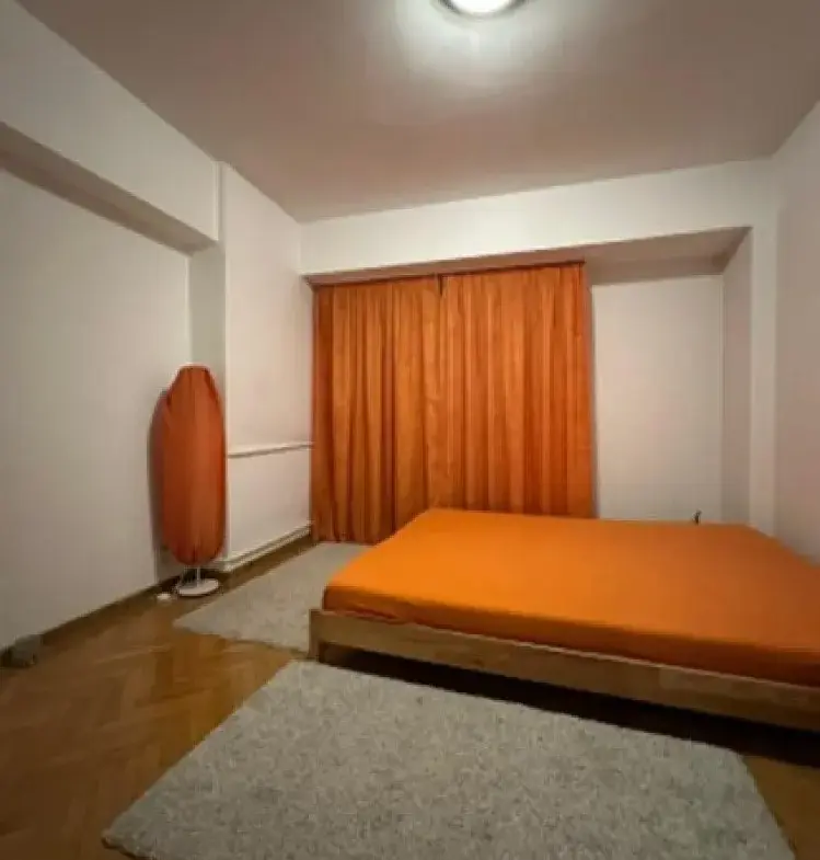 3 room apartment for sale Calea Victoriei area, Bucharest