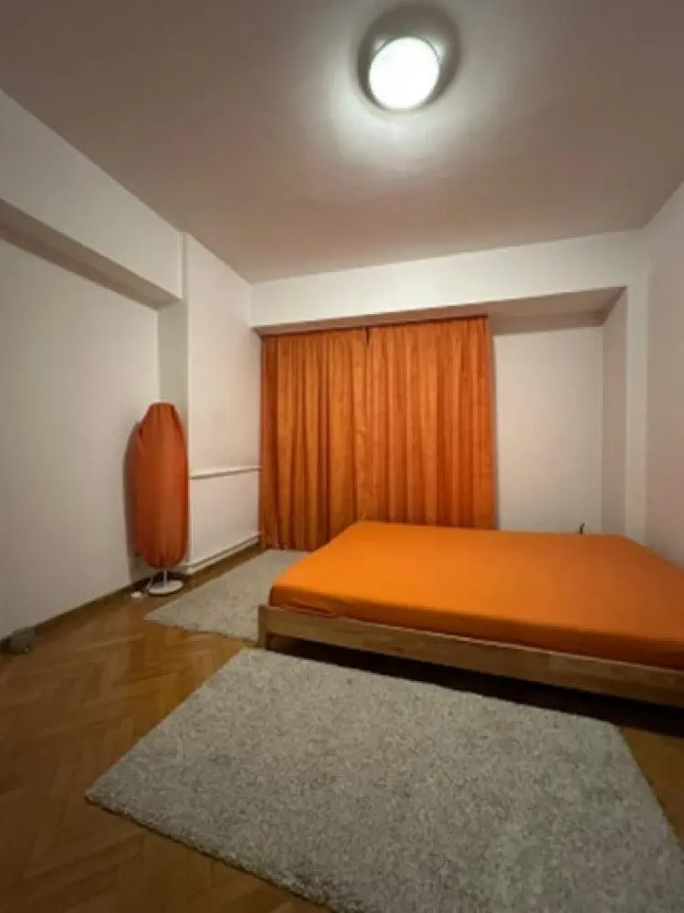 3 room apartment for sale Calea Victoriei area, Bucharest