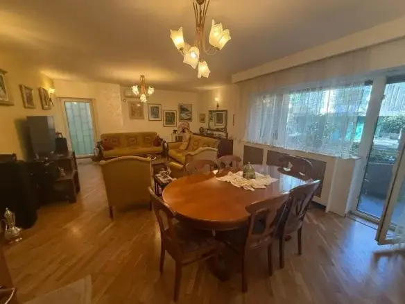 Apartment for sale 4 rooms Dorobanti – Capitale area, Bucharest