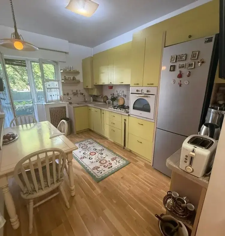 Apartment for sale 4 rooms Dorobanti – Capitale area, Bucharest