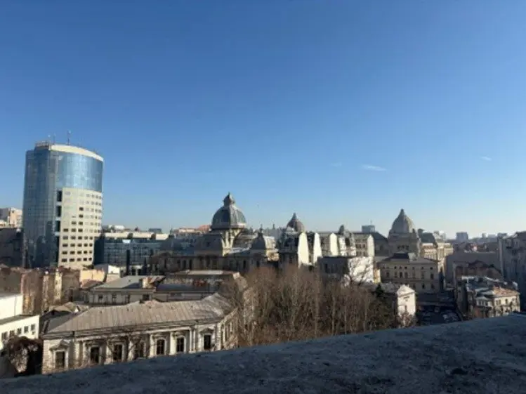 Apartment for sale 3 rooms Parliament Palace area, Bucharest
