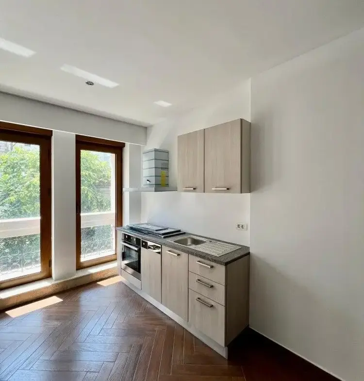 Apartment for sale 3 rooms Beller Market – Dorobanti, Bucharest 178 sqm