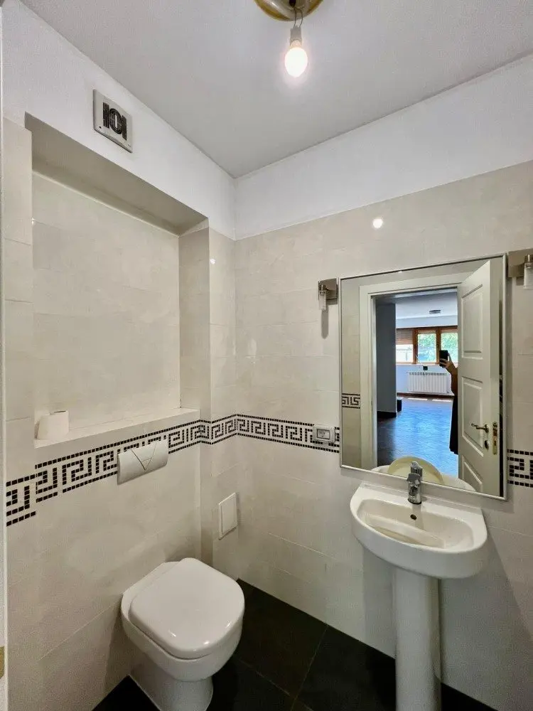 Apartment for sale 3 rooms Beller Market – Dorobanti, Bucharest 178 sqm