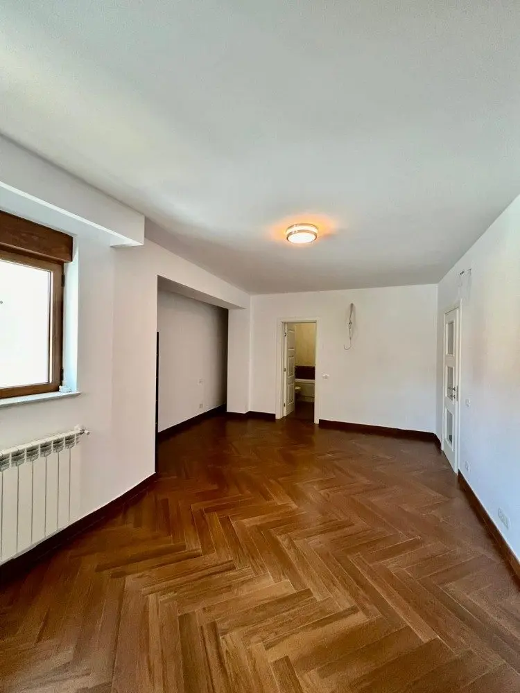 Apartment for sale 3 rooms Beller Market – Dorobanti, Bucharest 178 sqm