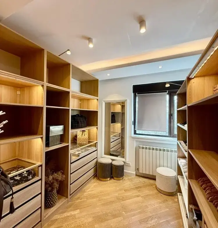 Apartment for sale 3 rooms Dorobanti Square, Bucharest