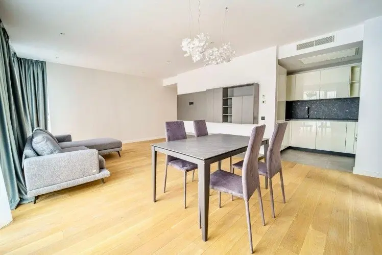 Apartment for sale 4 rooms Herastrau area, Bucharest 155 sqm