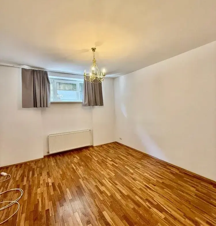 Apartment for sale 5 rooms Charles de Gaulle Square, Bucharest