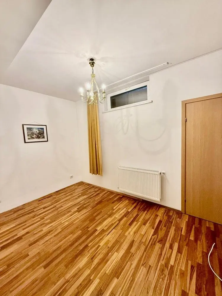 Apartment for sale 5 rooms Charles de Gaulle Square, Bucharest