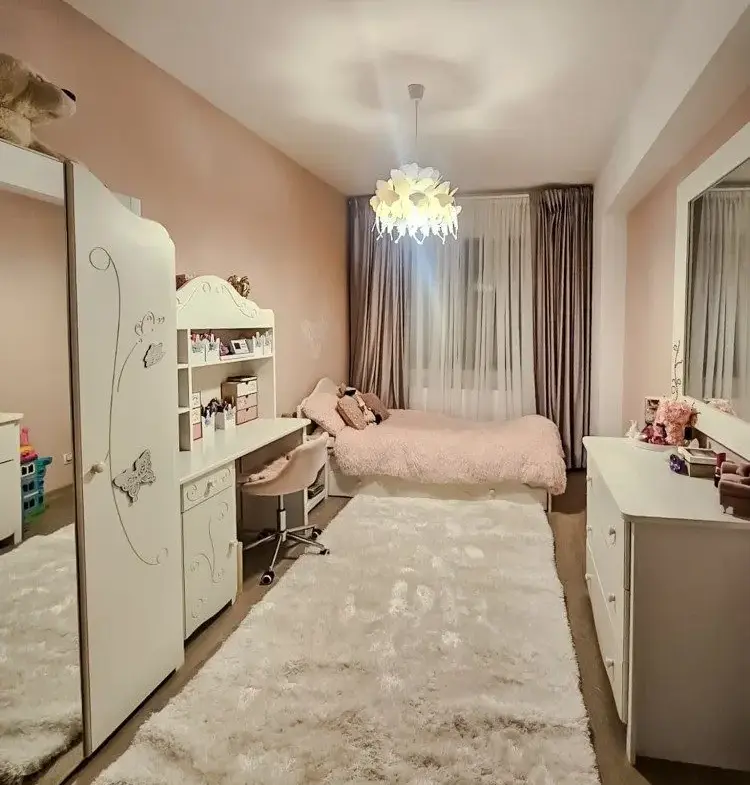 Elegant 3-room apartment with private garden – Sisești area, Bucharest