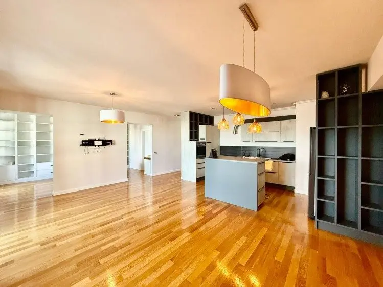 4 room exquisite apartment with lake view Barbu Vacarescu area, Bucharest