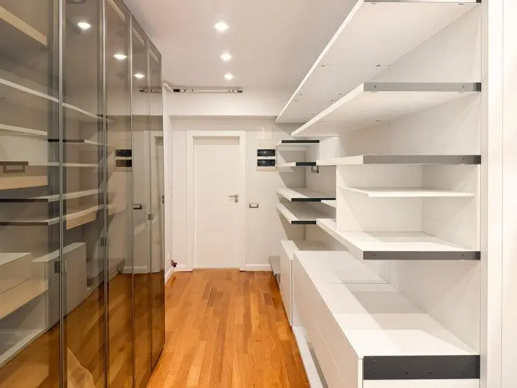 4 room exquisite apartment with lake view Barbu Vacarescu area, Bucharest
