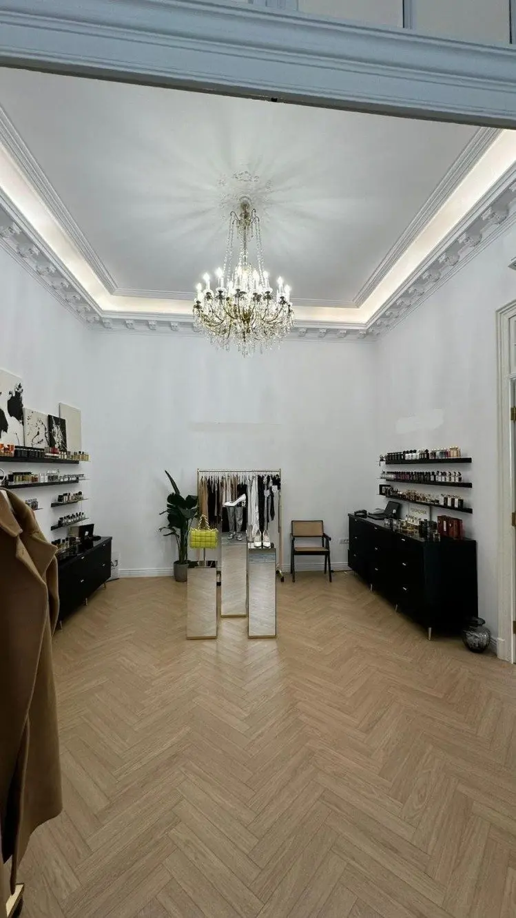 Apartment in villa for sale 4 rooms Calea Victoriei area, Bucharest