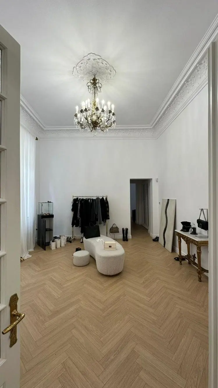 Apartment in villa for sale 4 rooms Calea Victoriei area, Bucharest
