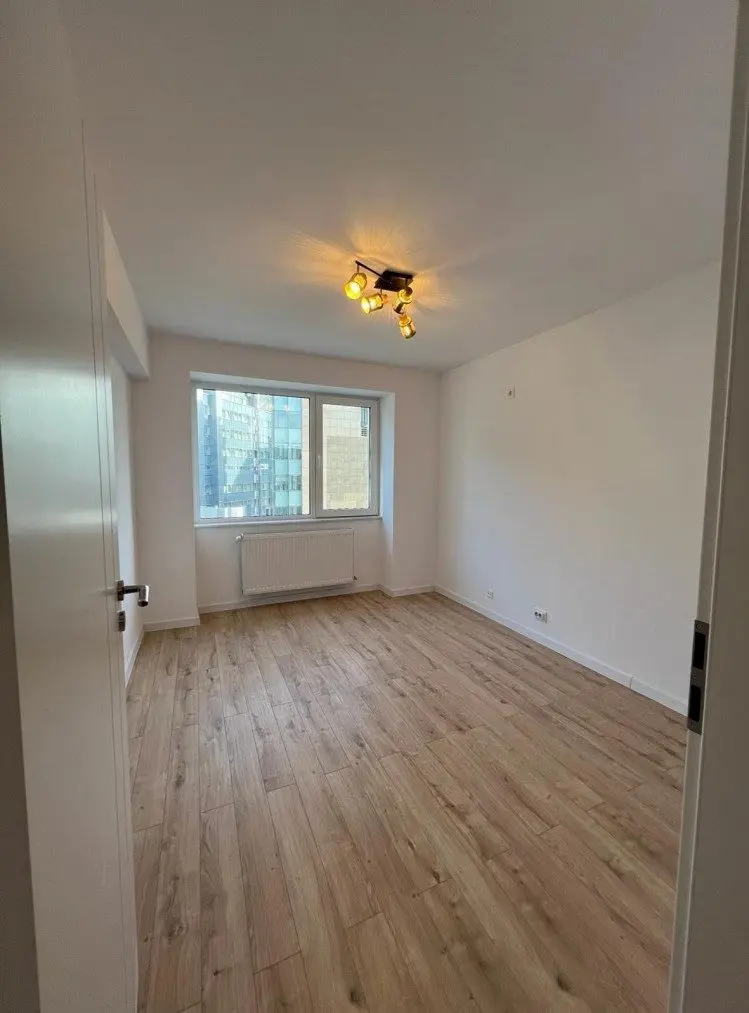 Beautiful apartment for sale triplex type 5 rooms Victoriei Square, Bucharest