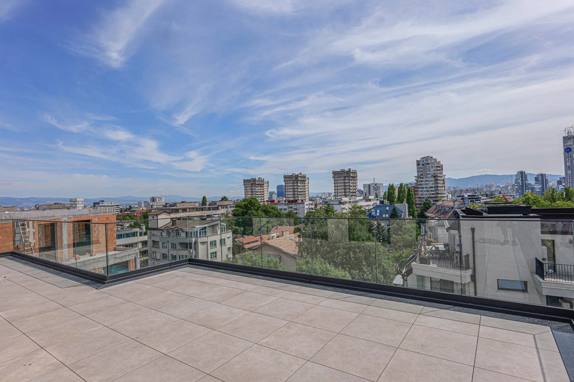 Premium penthouse with unparalleled panorama, space and views in an unparalleled boutique building in Iztok district