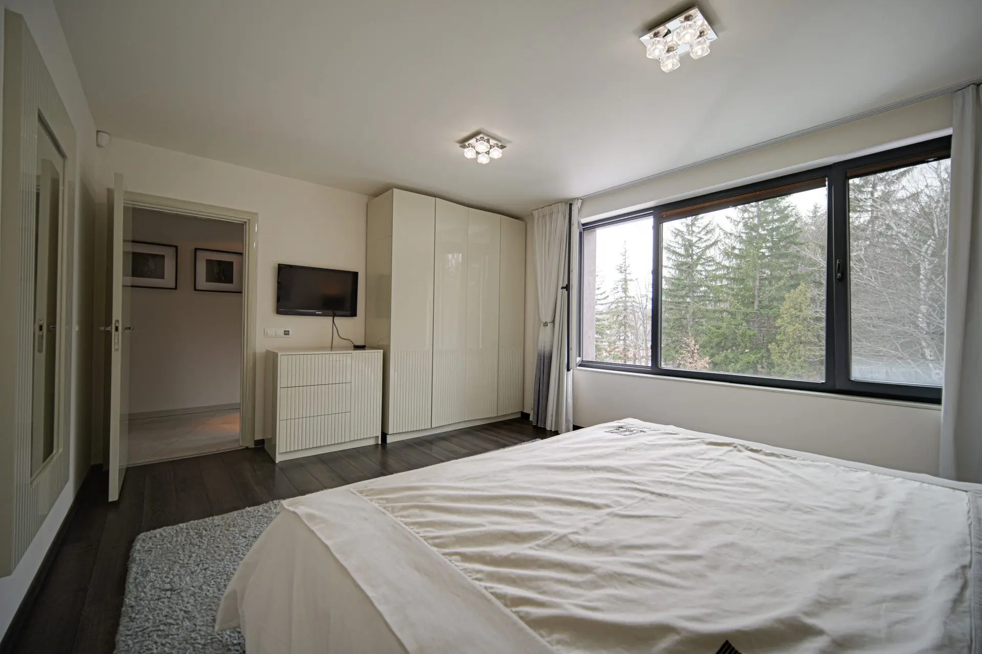 A modern detached house in an excellent location in the town of Bankya