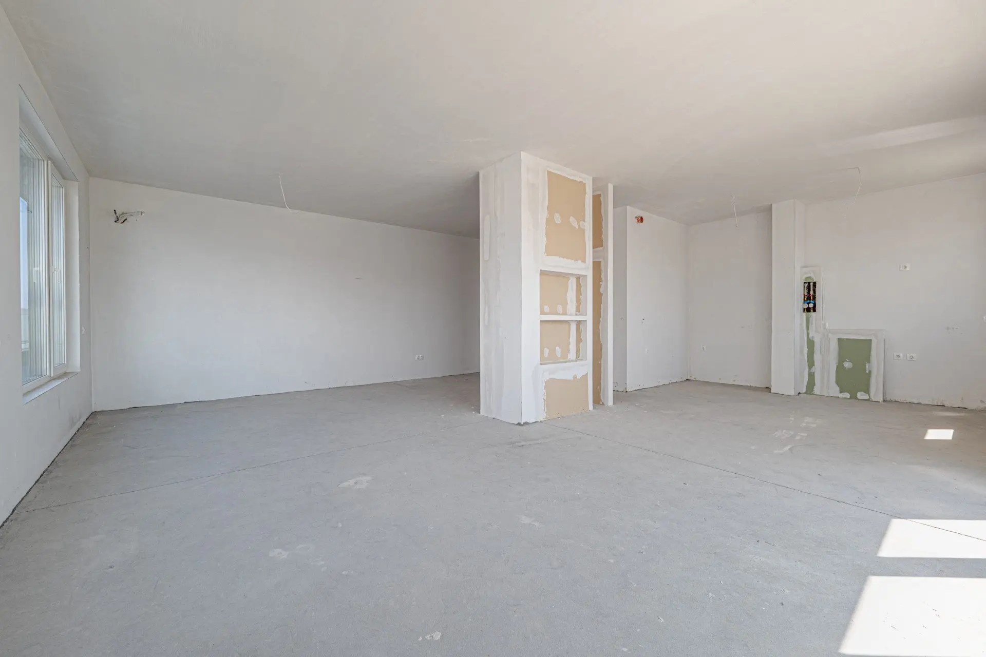 Penthouse in a new residential building with Act 16 in Mladost 4 for sale