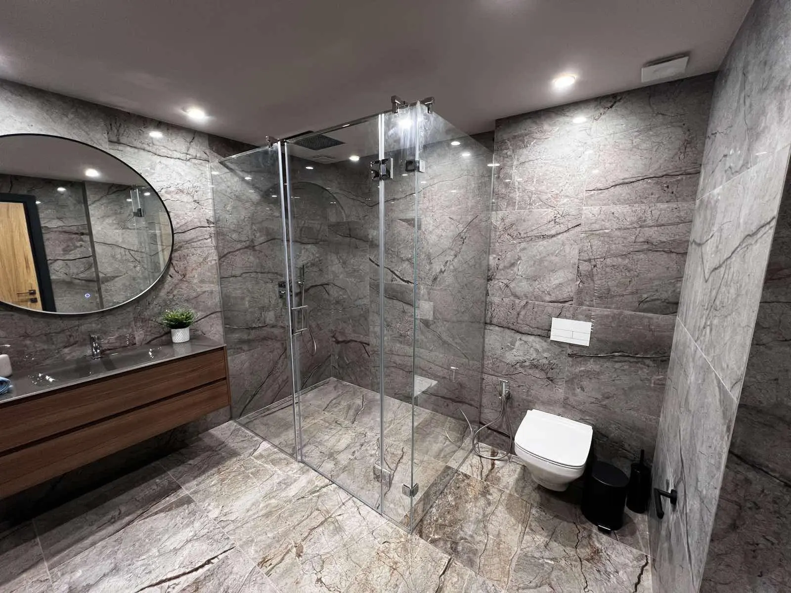 b1f18cd8352f123405ce5ce40b8bbff7-1 Тwo bedroom apartment in a luxury residential complex combining the comforts of the big city and the tranquility of life in nature for sale