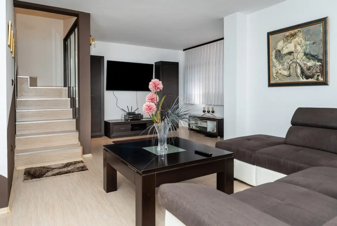 Exceptional standalone multifunctional building with outstanding investment potential in Sadiyski district, Plovdiv